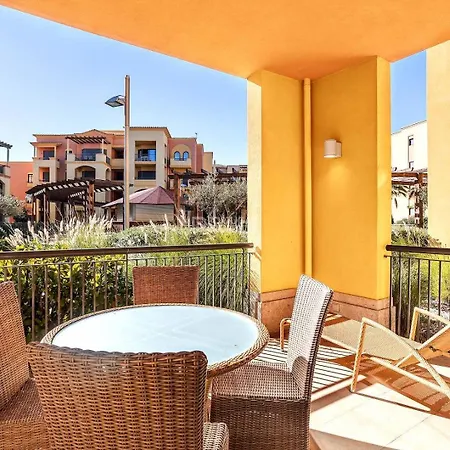 Apartman Luxury & Spacious 3 Bedroom With Pool, Victoria Residences, Vilamoura